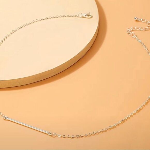 NEW … Simple Silver Bar Necklace - Picture 2 of 7